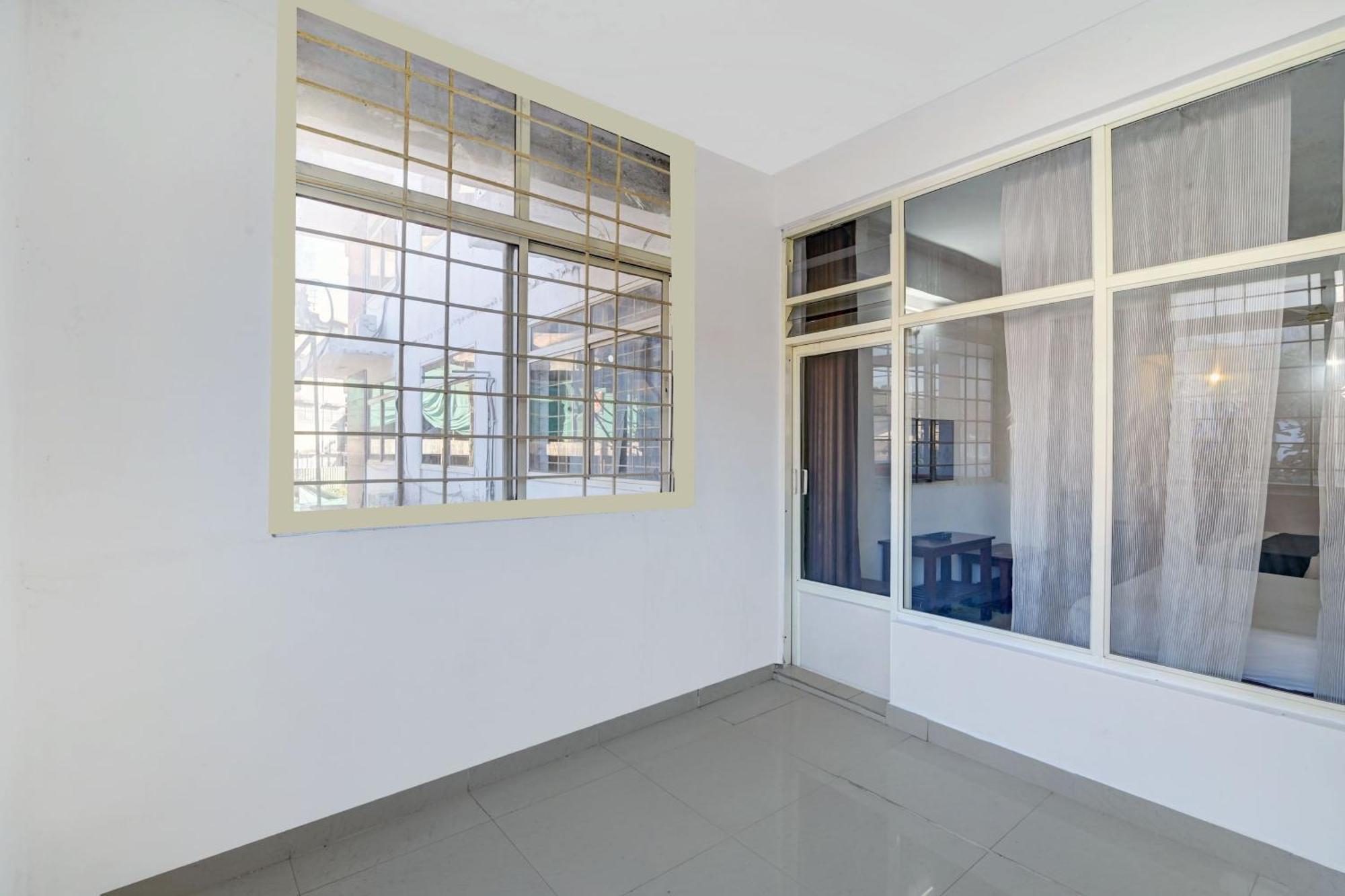 Super Collection O Madikeri City Center Near Ksrtc Bus Stand Coorg Formerly Hotel Ragsys מדיקרי מראה חיצוני תמונה